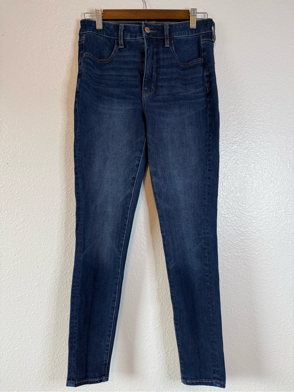 American Eagle Super High Rise Jegging Dream Stretch Size 4 Regular Dark Jeans